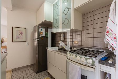 Apartamento à venda com 57m², 2 quartos e 2 vagas Apartamento à venda com 57m², 2 quartos e 2 vagasCozinha
