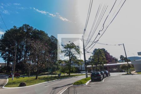 Casa de condomínio para alugar com 600m², 4 quartos e 5 vagasVista da Rua