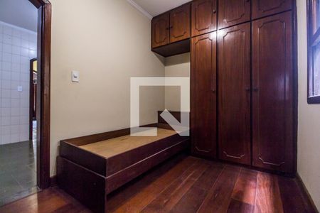 Casa de condomínio para alugar com 600m², 4 quartos e 5 vagas Casa de condomínio para alugar com 600m², 4 quartos e 5 vagasQuarto de Serviço