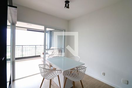 Sala / Cozinha de apartamento para alugar com 1 quarto, 35m² em Vila Cordeiro, São Paulo