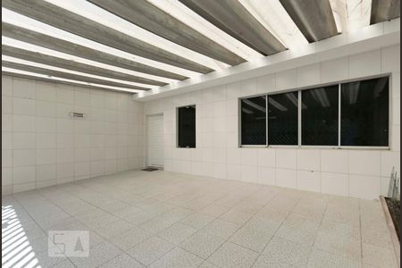 Casa à venda com 307m², 4 quartos e 3 vagasGaragem