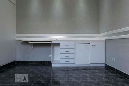 Casa à venda com 307m², 4 quartos e 3 vagas2o. Andar - Quarto 3 - Suíte (Armários)