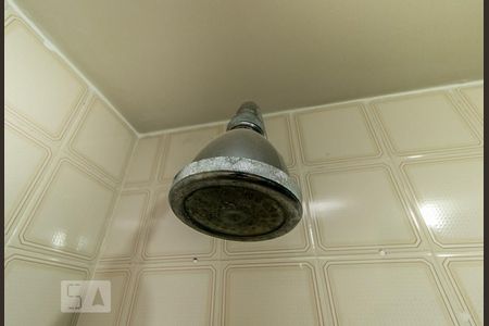 Chuveiro de apartamento para alugar com 3 quartos, 87m² em Tijuca, Rio de Janeiro