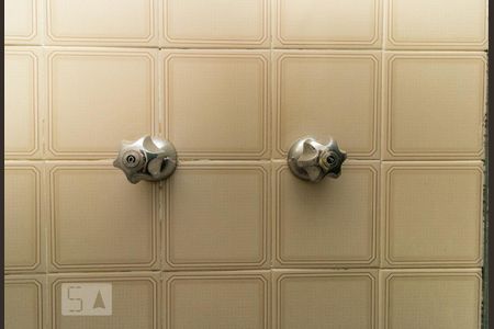 Torneiras box de apartamento para alugar com 3 quartos, 87m² em Tijuca, Rio de Janeiro