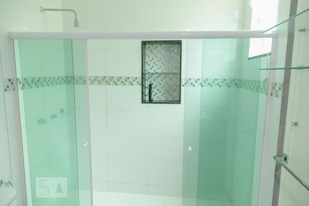 Casa de condomínio à venda com 300m², 5 quartos e 1 vagaSuíte 2