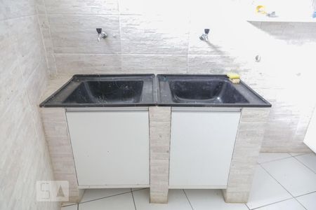 Casa de condomínio à venda com 300m², 5 quartos e 1 vagaÁrea de serviço