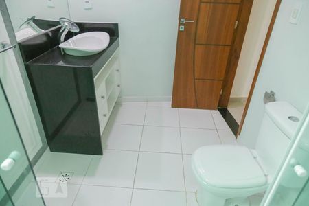Casa de condomínio à venda com 300m², 5 quartos e 1 vagaSuíte 2