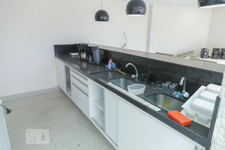 Casa de condomínio à venda com 300m², 5 quartos e 1 vagaTerraço