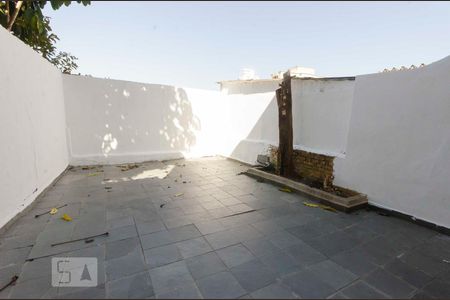 Apartamento à venda com 120m², 4 quartos e 2 vagasQuintal