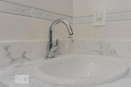 Banheiro de apartamento para alugar com 3 quartos, 65m² em Jardim Oriental, São Paulo