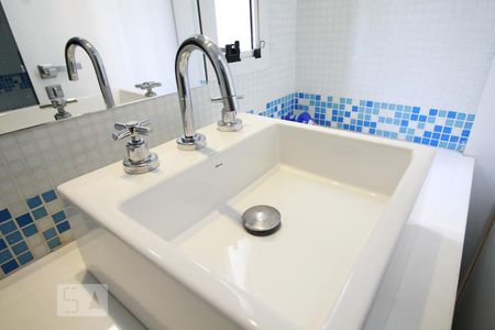 Apartamento para alugar com 210m², 3 quartos e 4 vagasPia