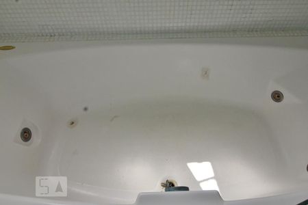 Apartamento para alugar com 210m², 3 quartos e 4 vagasBanheira de hidromassagem