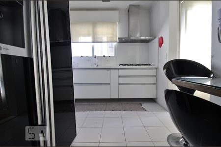 Apartamento para alugar com 210m², 3 quartos e 4 vagasCozinha