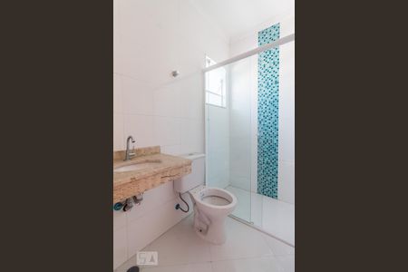 Casa à venda com 130m², 3 quartos e 2 vagas Casa à venda com 130m², 3 quartos e 2 vagasBanheiro da suíte 03