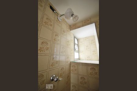 Chuveiro de apartamento para alugar com 3 quartos, 76m² em Vila Andrade, São Paulo