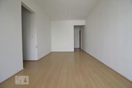 Sala de apartamento para alugar com 3 quartos, 76m² em Vila Andrade, São Paulo