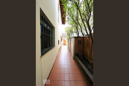 Casa de condomínio à venda com 313m², 3 quartos e 4 vagasQuintal