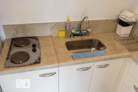 Studio para alugar com 34m², 1 quarto e 1 vaga Studio para alugar com 34m², 1 quarto e 1 vagaCozinha