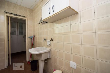Apartamento para alugar com 129m², 3 quartos e 1 vagaÁrea de serviço
