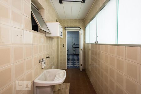 Apartamento para alugar com 129m², 3 quartos e 1 vagaÁrea de serviço