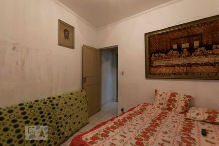 Casa à venda com 330m², 4 quartos e 2 vagasEdícula - Quarto