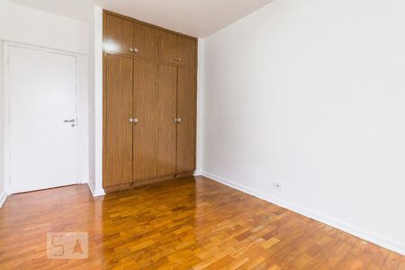 Apartamento para alugar com 90m², 3 quartos e 1 vagaQuarto 02