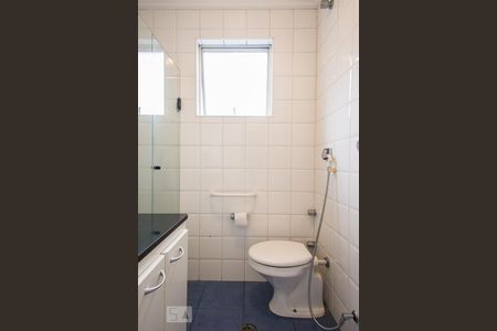 Banheiro de apartamento para alugar com 1 quarto, 42m² em Centro, São Bernardo do Campo