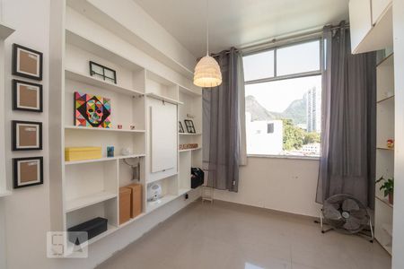 Quarto - mesa fechada de kitnet/studio à venda com 1 quarto, 30m² em Laranjeiras, Rio de Janeiro