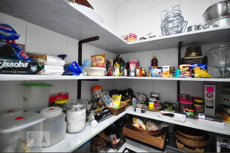 Apartamento para alugar com 340m², 4 quartos e 5 vagas Apartamento para alugar com 340m², 4 quartos e 5 vagasDespensa