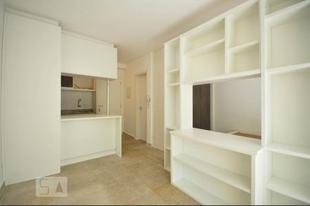 Sala de kitnet/studio para alugar com 1 quarto, 33m² em Jardim Ampliação, São Paulo