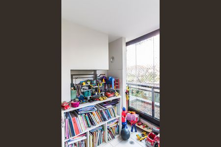 Sacada de apartamento à venda com 4 quartos, 177m² em Vila Anglo Brasileira, São Paulo