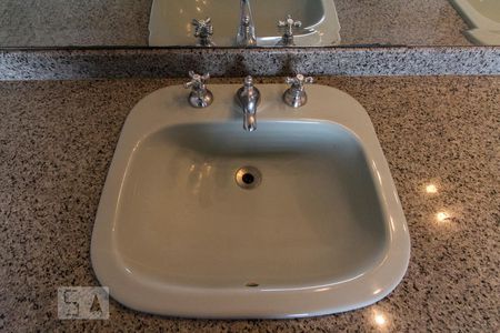 Casa para alugar com 355m², 5 quartos e 7 vagasPia do Banheiro Suíte 4 