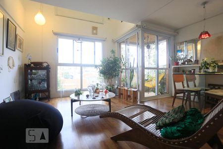Sala de apartamento para alugar com 1 quarto, 67m² em Pinheiros, São Paulo