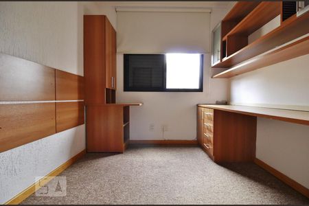 Quarto 1 de apartamento para alugar com 2 quartos, 58m² em Vila Andrade, São Paulo