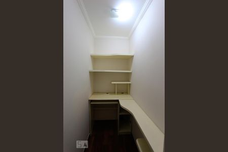 Escritório de apartamento à venda com 3 quartos, 68m² em Vila Andrade, São Paulo