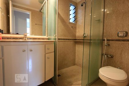 Banheiro de apartamento à venda com 3 quartos, 68m² em Vila Andrade, São Paulo