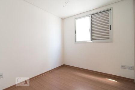 Apartamento à venda com 180m², 3 quartos e 2 vagasQuarto 2