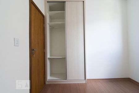 Apartamento à venda com 180m², 3 quartos e 2 vagasQuarto 1