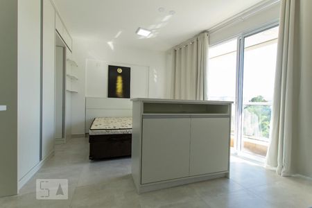 Sala de kitnet/studio à venda com 1 quarto, 40m² em Centro, Jundiaí