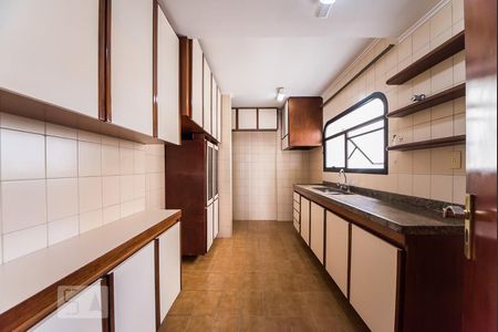 Apartamento à venda com 110m², 3 quartos e 2 vagas Apartamento à venda com 110m², 3 quartos e 2 vagasCozinha