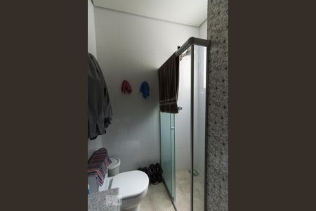 Apartamento à venda com 120m², 3 quartos e 2 vagas Apartamento à venda com 120m², 3 quartos e 2 vagasBanheiro Suíte 2