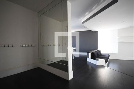 Apartamento à venda com 211m², 2 quartos e 2 vagas Apartamento à venda com 211m², 2 quartos e 2 vagasSalão de festa