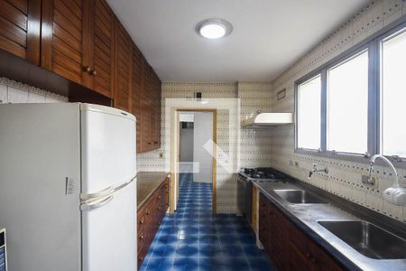 Apartamento à venda com 211m², 2 quartos e 2 vagas Apartamento à venda com 211m², 2 quartos e 2 vagasCozinha