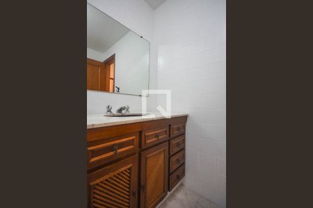 Apartamento à venda com 211m², 2 quartos e 2 vagas Apartamento à venda com 211m², 2 quartos e 2 vagasBanheiro