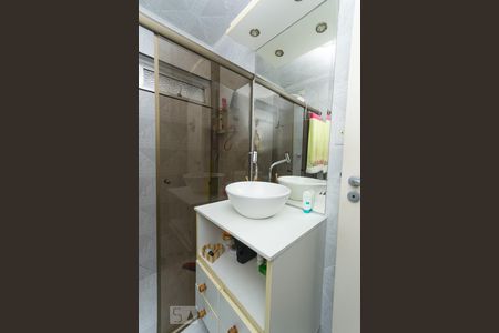 Banheiro de apartamento para alugar com 2 quartos, 79m² em Cambuci, São Paulo