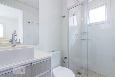 Banheiro de apartamento para alugar com 1 quarto, 40m² em Vila Diva (zona Norte), São Paulo