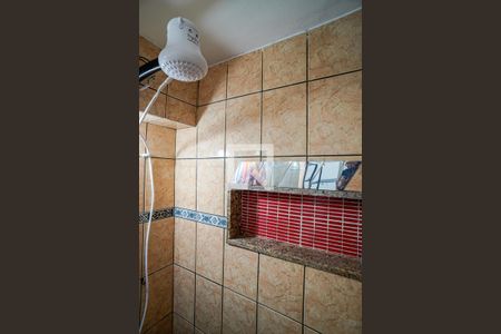 Banheiro de casa de condomínio para alugar com 1 quarto, 16m² em Fátima, Niterói