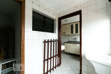 Apartamento à venda com 156m², 3 quartos e 2 vagas Apartamento à venda com 156m², 3 quartos e 2 vagasÁrea de Serviço