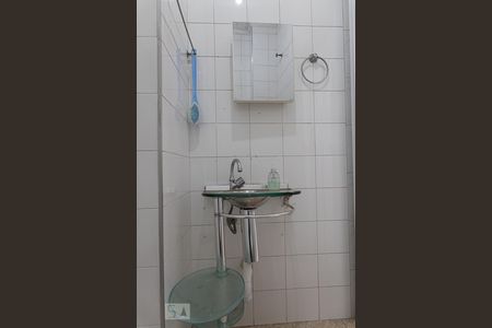 Apartamento à venda com 116m², 3 quartos e sem vaga Apartamento à venda com 116m², 3 quartos e sem vagaBanheiro de Serviço