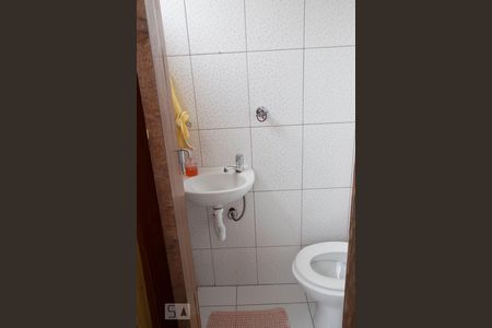 Apartamento à venda com 84m², 2 quartos e 1 vaga Apartamento à venda com 84m², 2 quartos e 1 vagaBanheiro de serviço